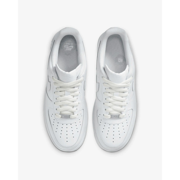 Nike Air Force 1 Low Triple White DD8959-100 Women’s Size 10.5 - Picture 4 of 6